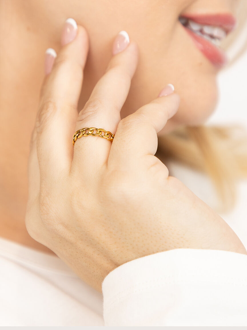 harlow curb chain ring